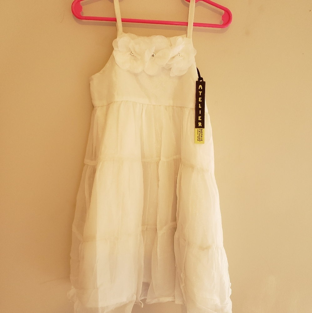 Girls dress